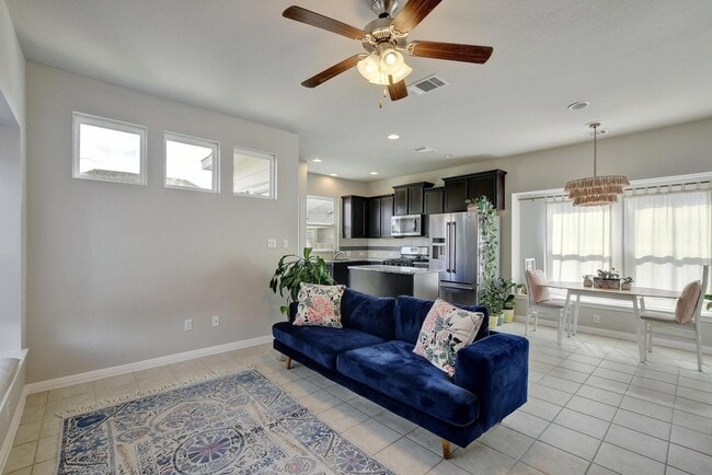 Photo - 518 Stonewood Ln