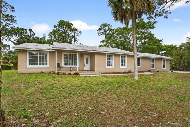 Photo - 16932 Okeechobee Blvd