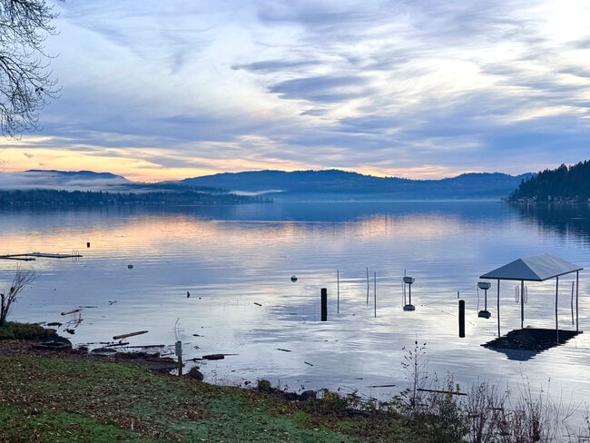 Photo - Marymoor Ridge Condominium