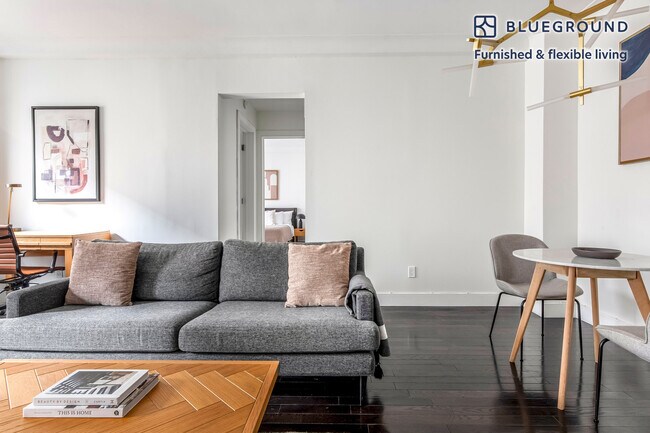 Photo - 15 W 55th St Unit FL5-ID1388