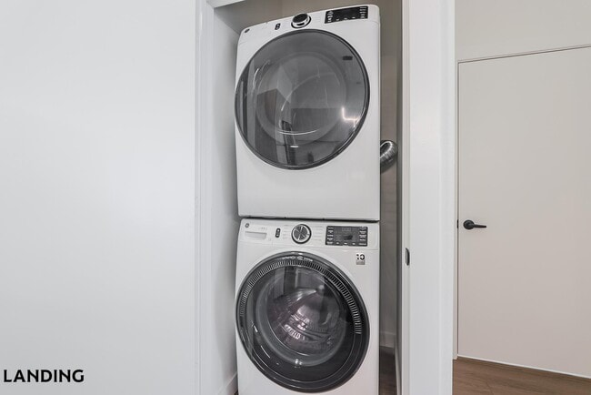 Photo - 2623 Keene St Unit 514