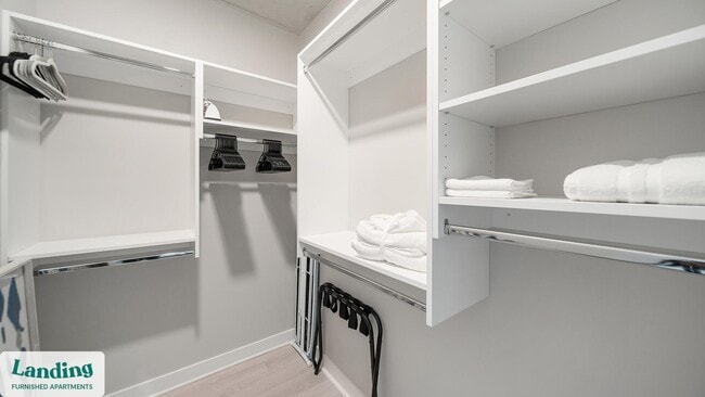 Photo - 4611 N Broadway Unit 225