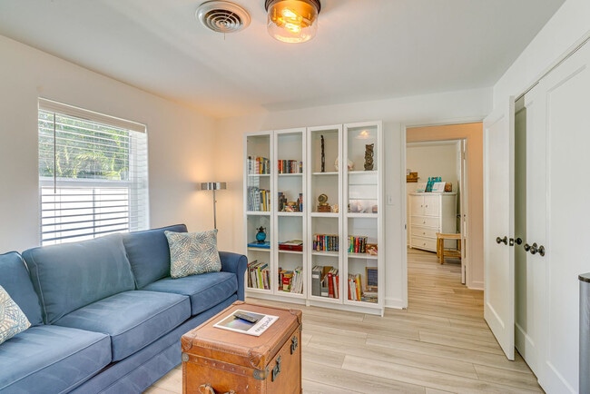 Photo - 2042 37th Ave Unit SI ID1546151P
