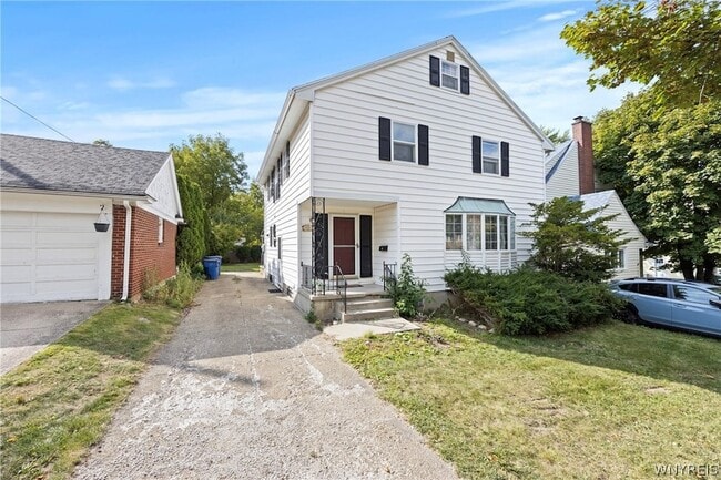 Photo - 80 Capen Blvd