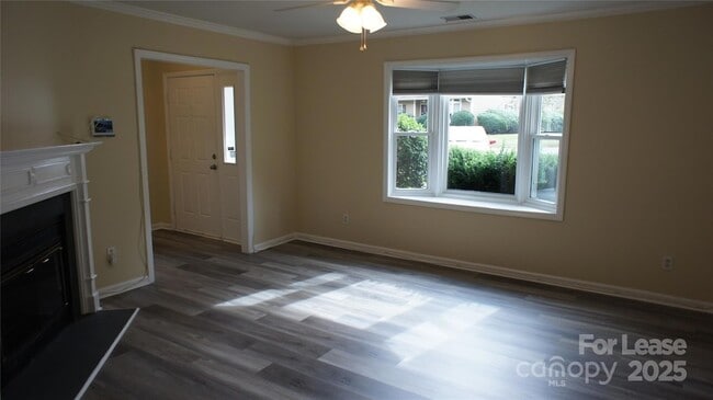 Photo - 8306 Summerglen Cir