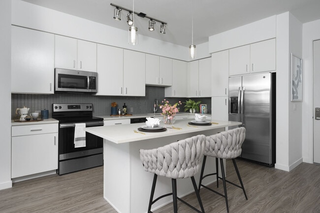 Photo - Aspire 7th and Grant