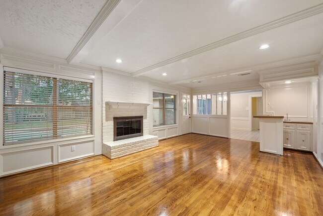 Photo - 9719 Godstone Ln