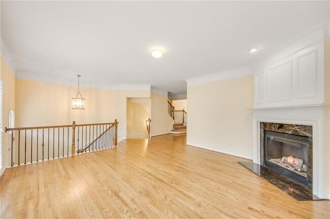 Photo - 2776 Loftview Square
