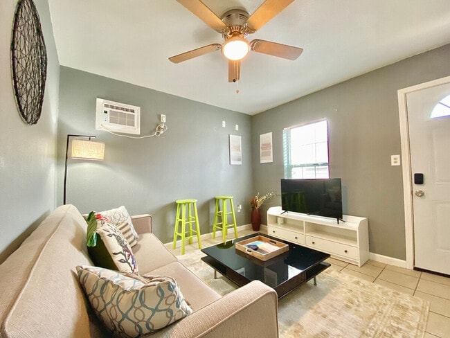 Photo - 1808 Morgan Ave Unit ID1268421P