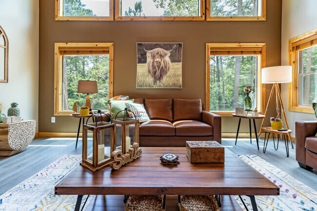 Photo - 43 Medina Ct Unit ID1355834P