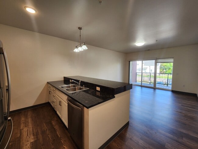 Photo - Apartments on Main