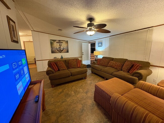 Building Photo - 10891 W Whitacre Ln Unit SI ID1515075P