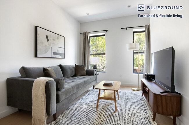 Building Photo - 285 Kingsland Ave Unit FL2-ID2071