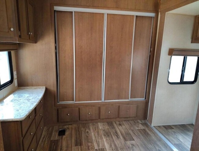 Photo - 806 Yaupon Dr