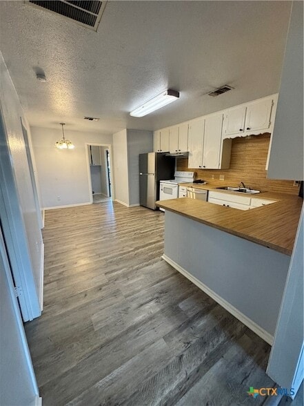 Photo - 102 Milann St