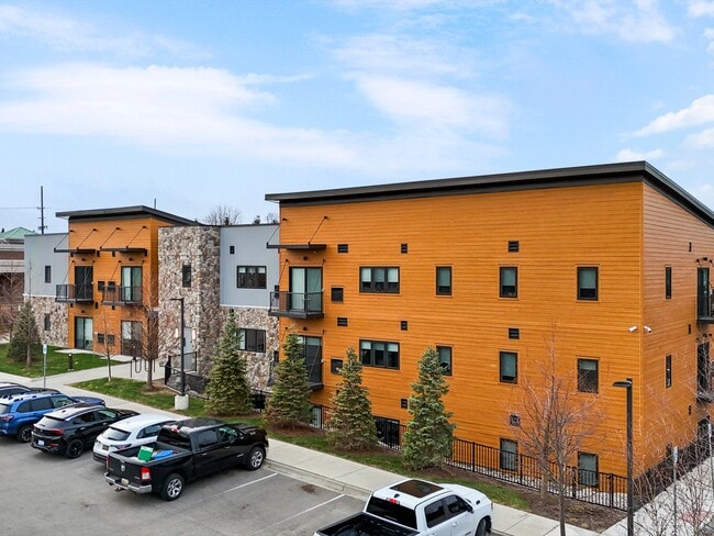 Photo - Cedar Valley Luxury Apartments