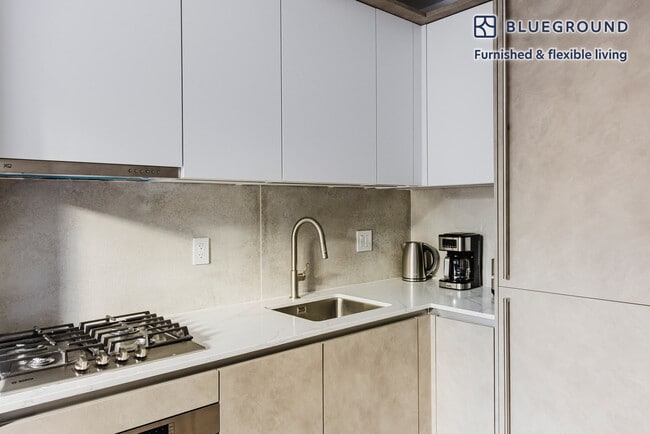 Photo - 88 East End Ave Unit FL4-ID1751