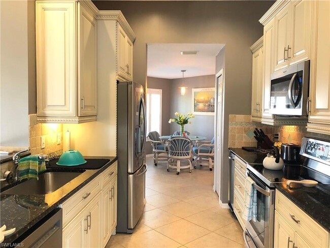 Photo - 4017 Big Pass Ln