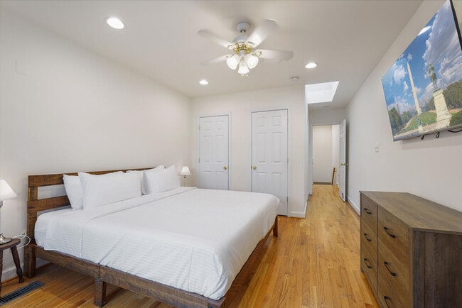 Photo - 229 8th St NE Unit SI ID1587689P