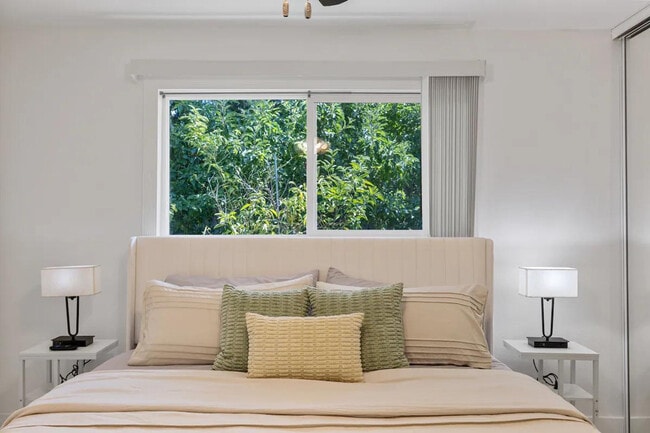 Photo - 398 Pinehurst Ave Unit ID1310556P