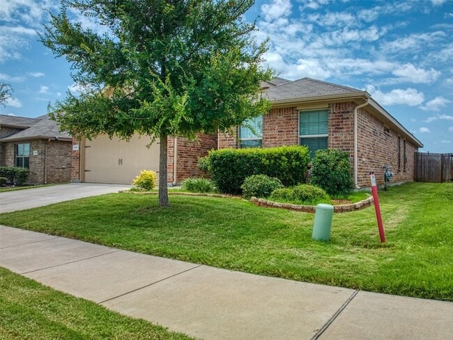 Photo - 744 Walls Blvd