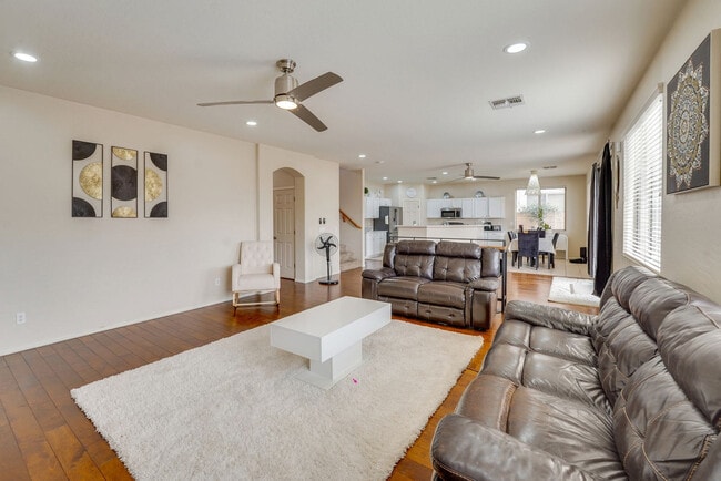 Photo - 2903 E Tulsa St Unit SI FL1-ID1609153P