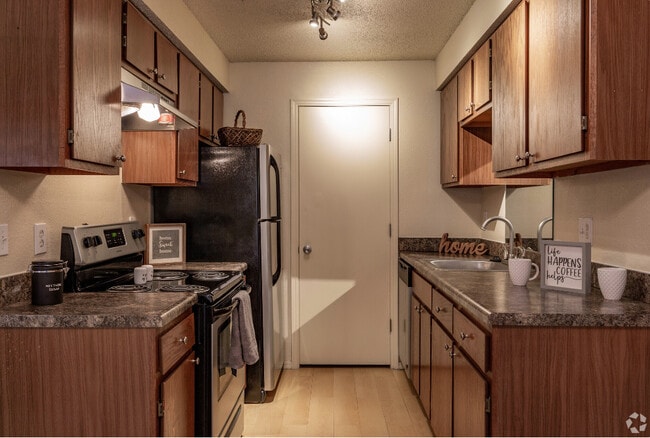 Photo - Pepper Tree Condominiums