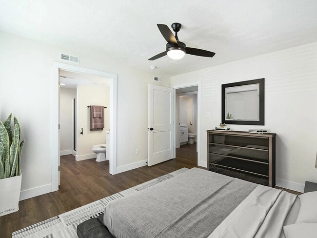 Photo - Hawthorn Suites Apartments