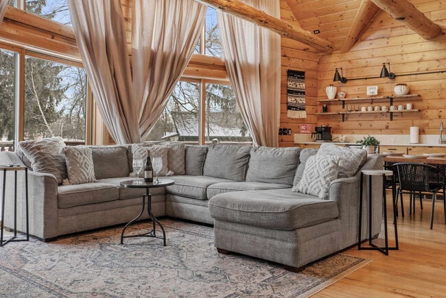 Photo - S3925 County Hwy BD Unit ID1369278P