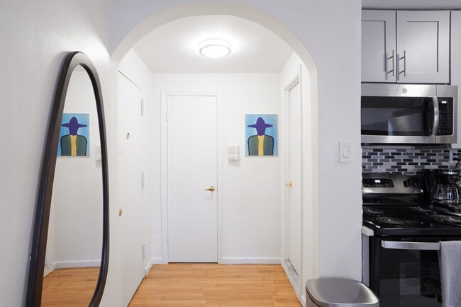 Photo - 227 E 30th St Unit SI ID1473158P