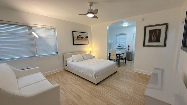 Photo - The Bellmore