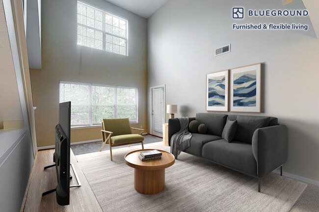 Building Photo - 100 Court N Dr Unit FL2-ID1774A