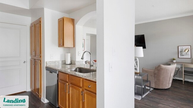 Photo - 1000 Henderson St Unit 335.1407744