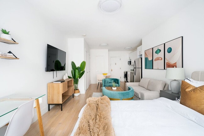 Photo - 444 W 48th St Unit ID1022001P