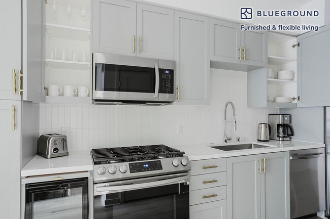 Photo - 201 The Promenade N Unit FL7-ID1257