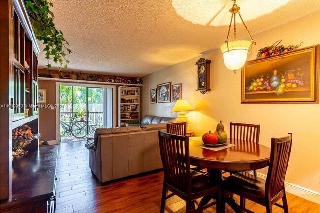 Photo - 15805 W Waterside Cir Unit 201