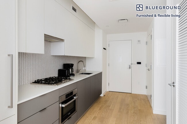 Photo - 244 W 29th St Unit SI FL15-ID2142