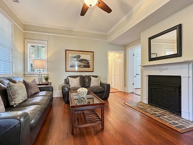 Building Photo - 209 W Bolton St Unit ID1244819P