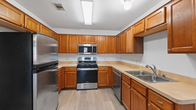 Photo - 9747 Gulfstream