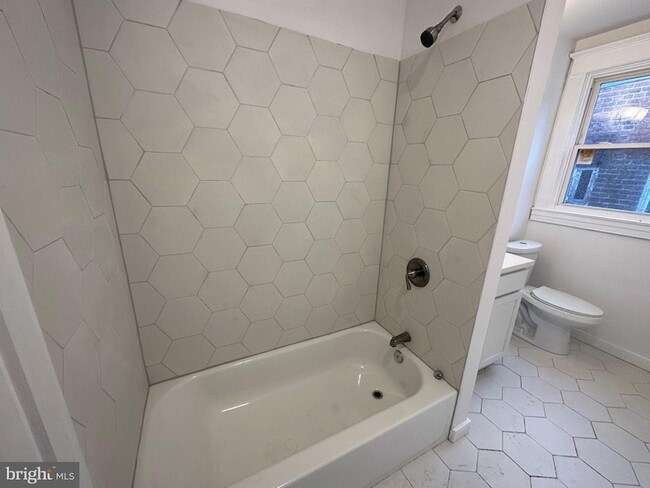 Photo - 4227 Euclid Ave