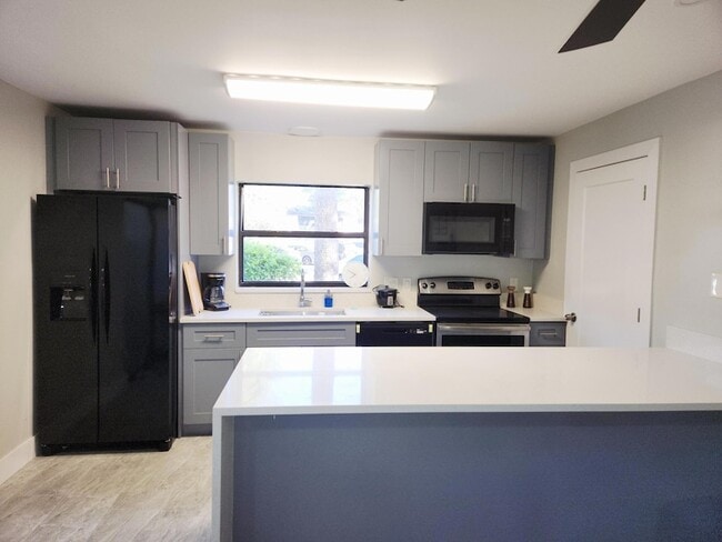 Photo - 2050 Oleander Blvd Unit 8-109
