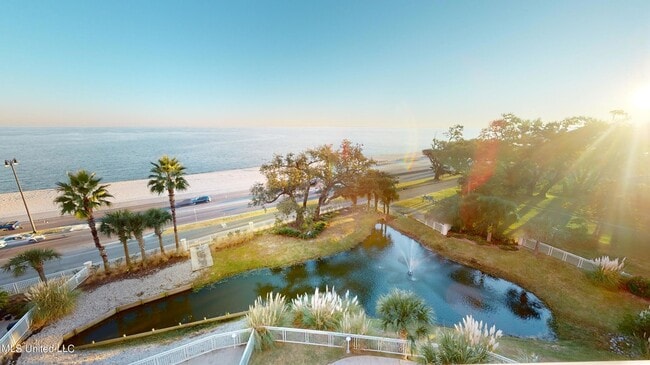 Photo - 2228 Beach Dr Unit 506