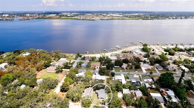 Photo - 1815 2nd Ave E