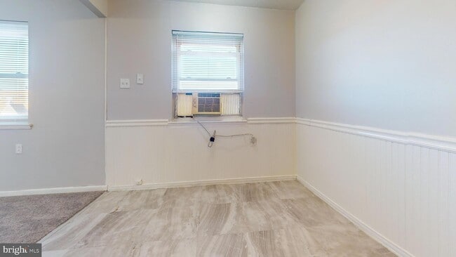 Photo - 10722 Gifford Ave Unit 2