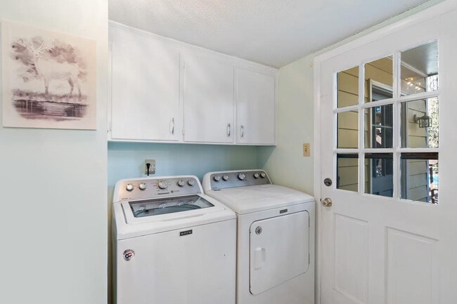 Photo - 750 SE Maynard Rd Unit ID1308908P