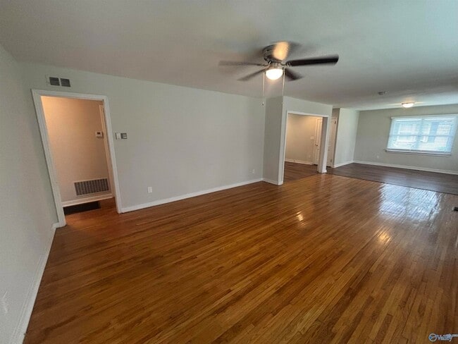 Photo - 312 Orange Cir