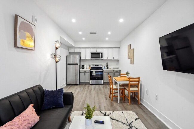 Building Photo - 4524 9th St NW Unit SI ID1573099P