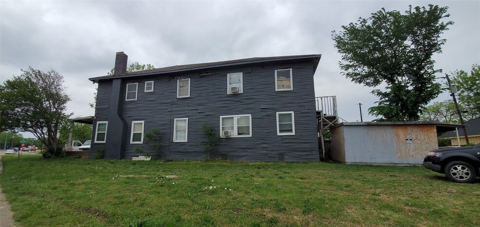 Photo - 5004 East Side Ave Unit 103