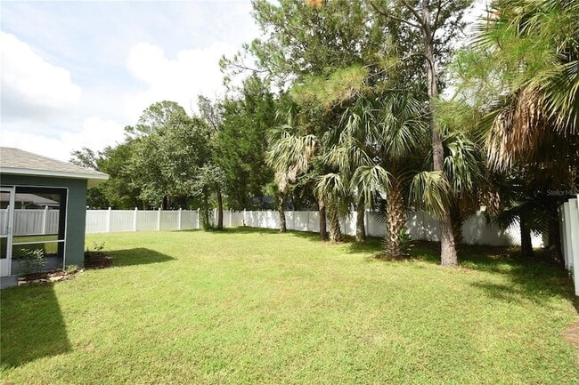 Photo - 13 Pinetree Drive