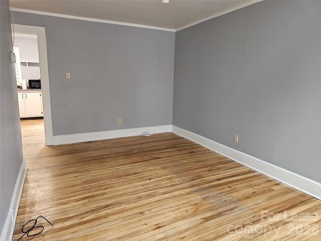 Photo - 1130 Camden Ave Unit B